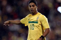 凯恩手感滚烫，带领山东泰山鏖战那不勒斯，赛后一句话霸气侧漏